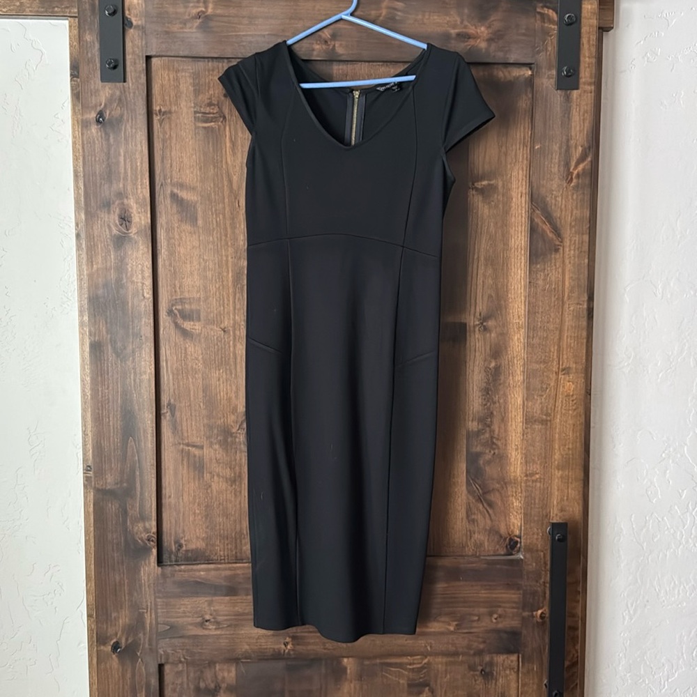 Black Bodycon Style dress with Gold Zipper